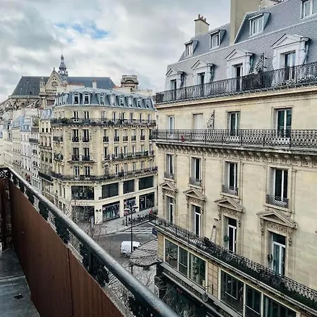 Appartement Montmartre Luxury Flat Parijs